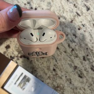 AirPods. Got a new pair and no longer need. Still work perfectly fine.